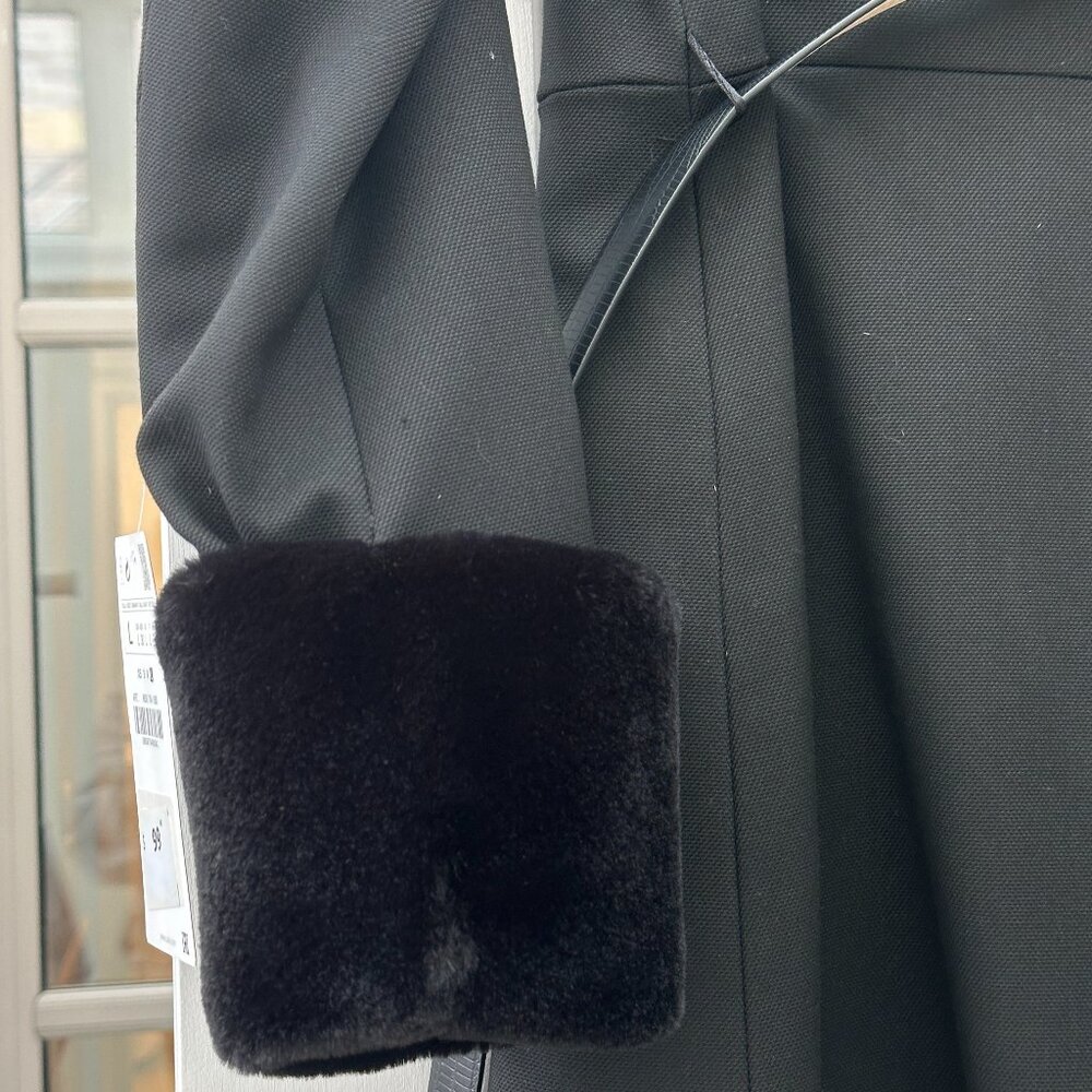 Women's Zara Jacket - Picture 9 of 13